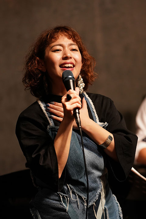Ema Jazz Vocal photo by ISHII Hitoshi